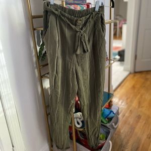 American Eagle Green Joggers